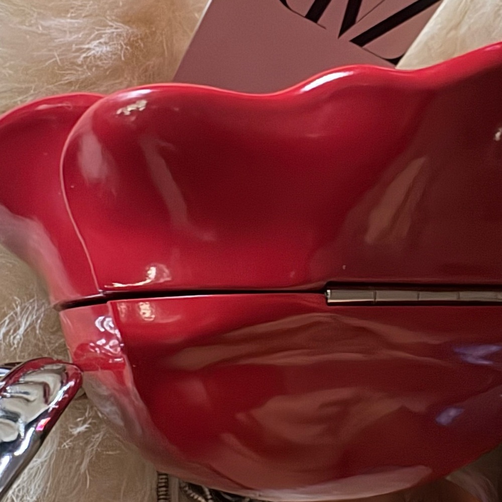 Zara Red Rose-Shaped Women's purse - Picture 8 of 10
